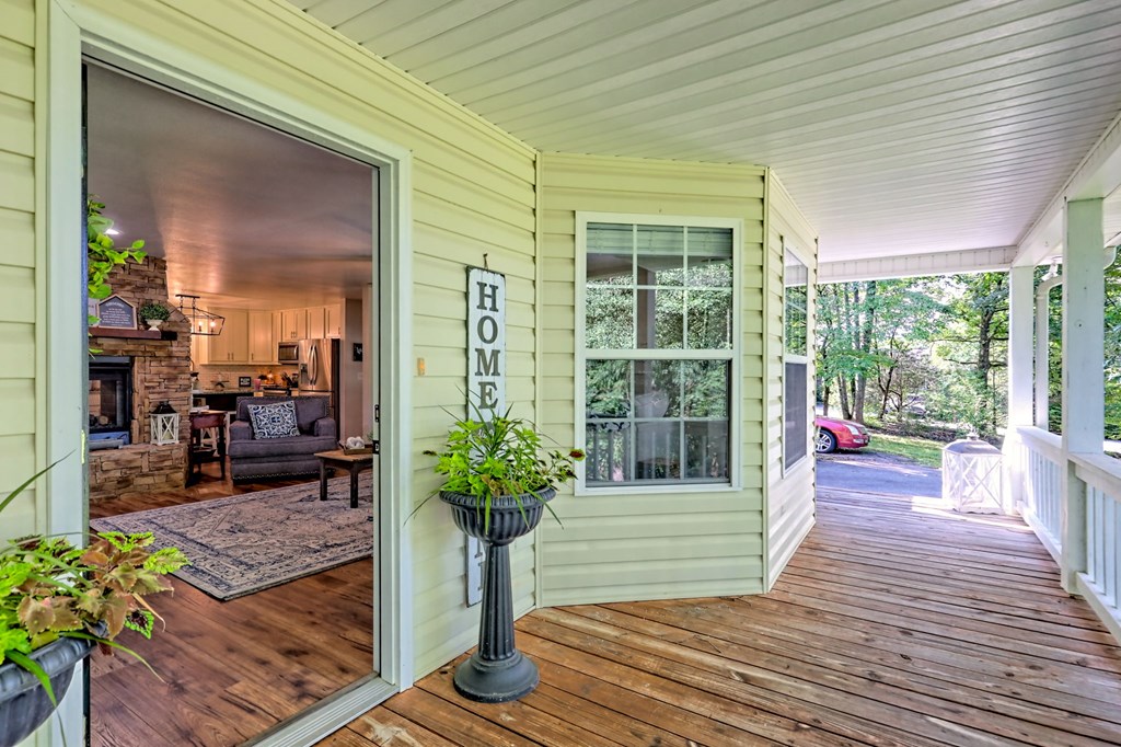 5221 Pine Crest Road Young Harris, GA 30582 - Photo 7 of 59 Gallery Image 7