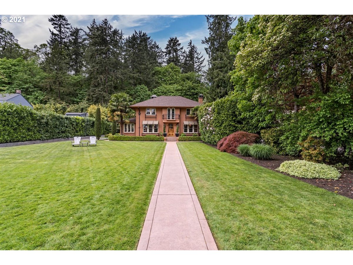 11745 South Riverwood Road Portland, OR 97219 - Photo 2 of 32 Gallery Image 2