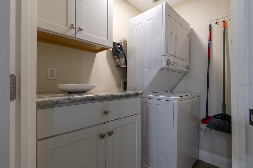 10000 Southwest 52nd Avenue, Unit 60 Gainesville, FL 32608 - Photo 22 of 36 a close view of closet