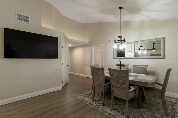 $284,900 | 10000 Southwest 52nd Avenue, Unit 60, Gainesville, FL 32608