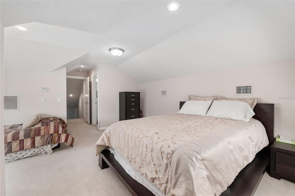 1446 Southwest 87th Street Gainesville, FL 32607 - Photo 54 of 77