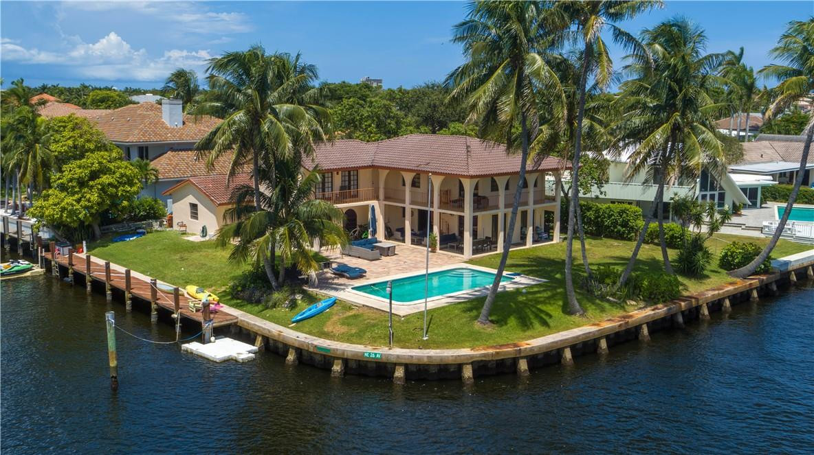 2401 Northeast 26th Avenue Lighthouse Point, FL 33064 - Photo 4 of 8 Stunning Intracostal presence and views.