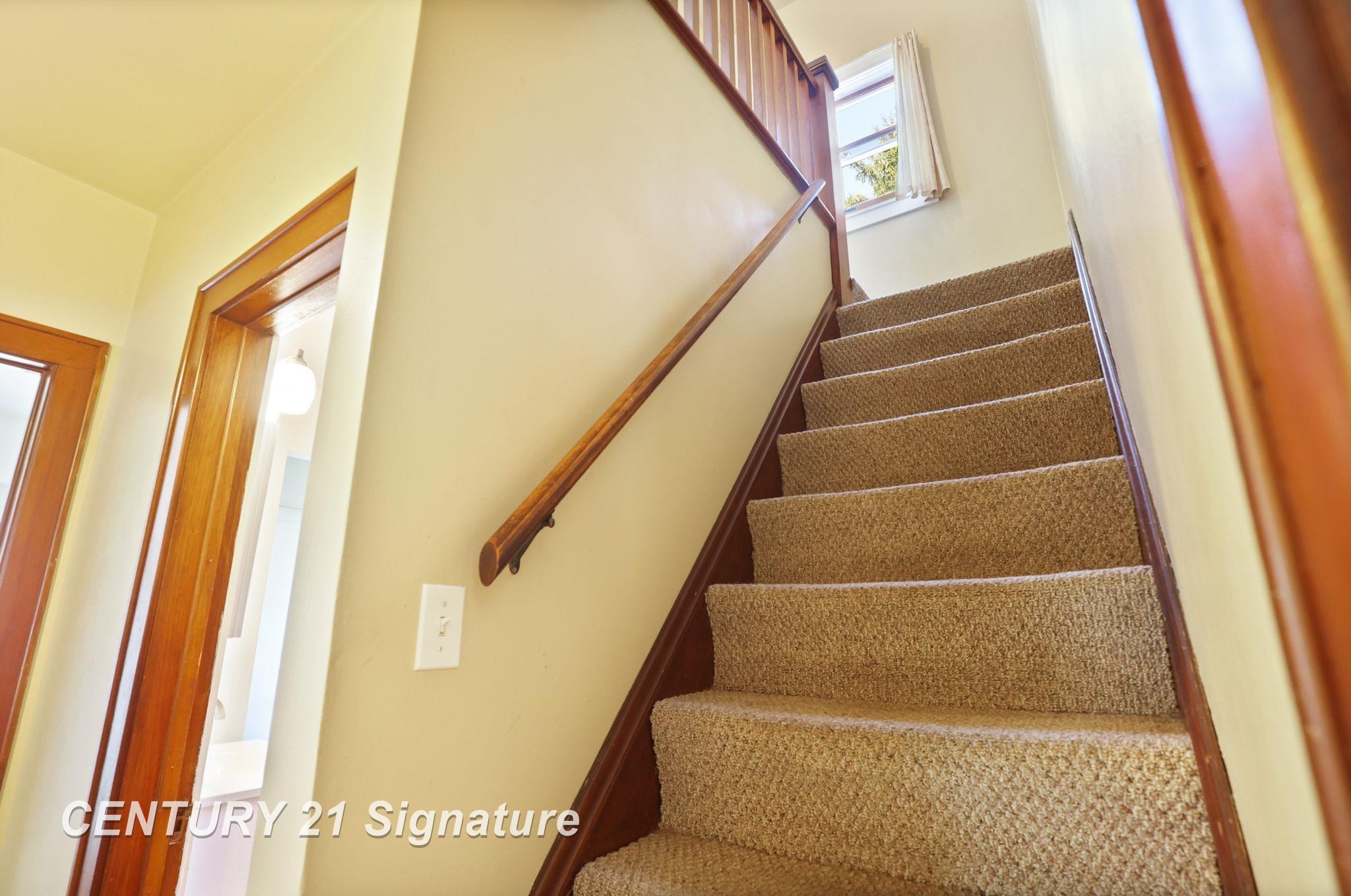 1713 9th Street Bay City, MI 48708 - Photo 20 of 45 50188261-fbaf6afa-a7c7-42f8-9930-fe5384ebfa3c.JPG