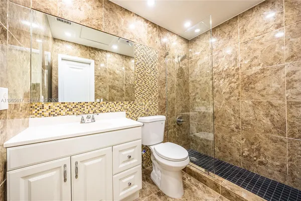 $3,800 | 19541 Northwest 57th Court, Hialeah, FL 33015