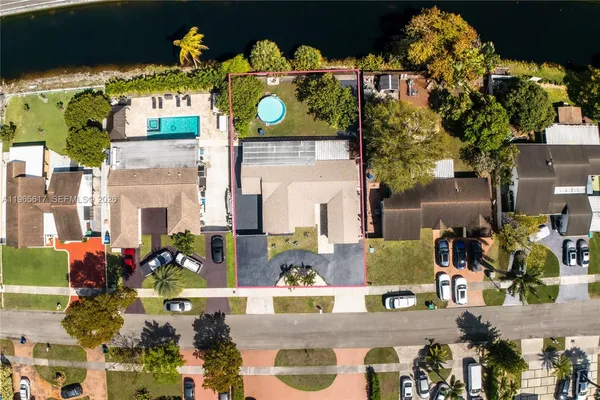 $3,800 | 19541 Northwest 57th Court, Hialeah, FL 33015