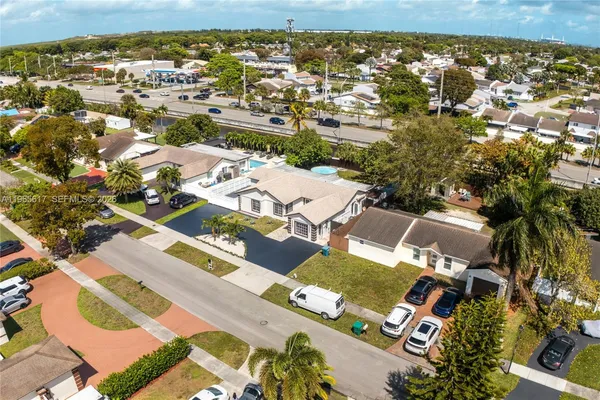 $3,800 | 19541 Northwest 57th Court, Hialeah, FL 33015