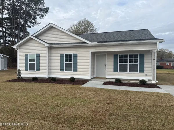 $229,900 | 702 Pope Street, Grifton, NC 28530