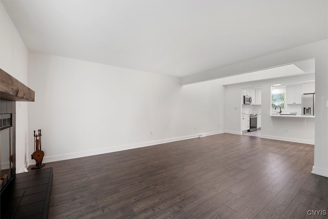 6119 Diffin Road Cicero, NY 13039 - Photo 14 of 30