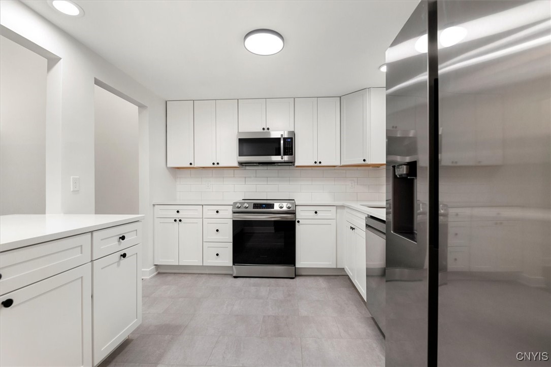 6119 Diffin Road Cicero, NY 13039 - Photo 6 of 30