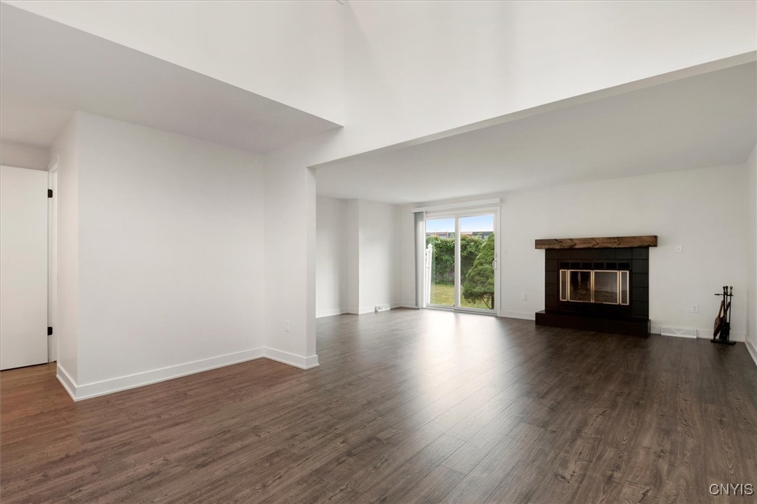 6119 Diffin Road Cicero, NY 13039 - Photo 10 of 30