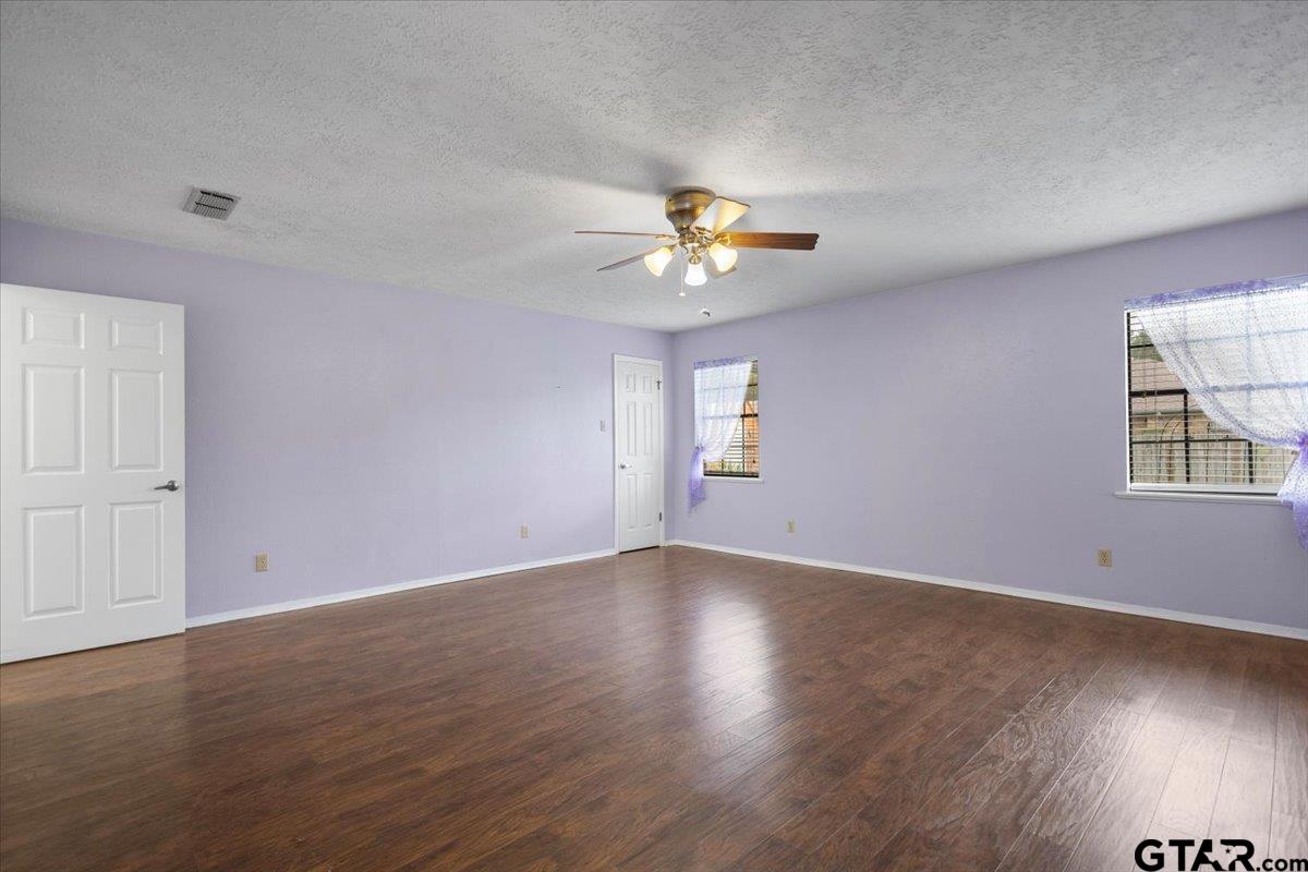 1915 Castlegate Street Henderson, TX 75654 - Photo 28 of 43