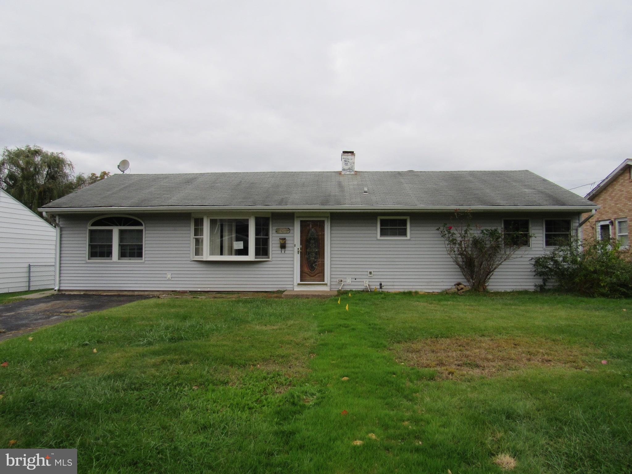 209 Yorkshire Road Fairless Hills, PA 19030 - Photo 1 of 25 Gallery Image 1