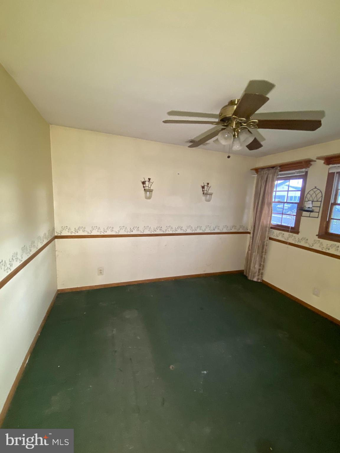 209 Yorkshire Road Fairless Hills, PA 19030 - Photo 20 of 25 Gallery Image 20