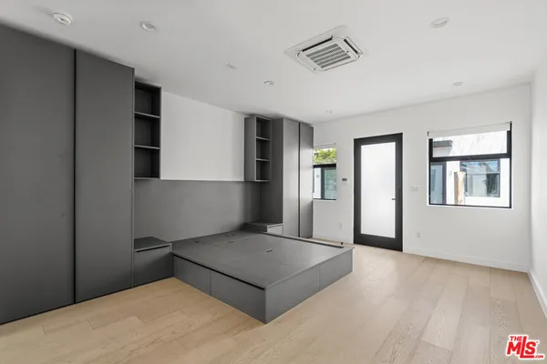 $2,499 | 1325 Cabrillo Avenue, Unit 3, Venice, CA 90291