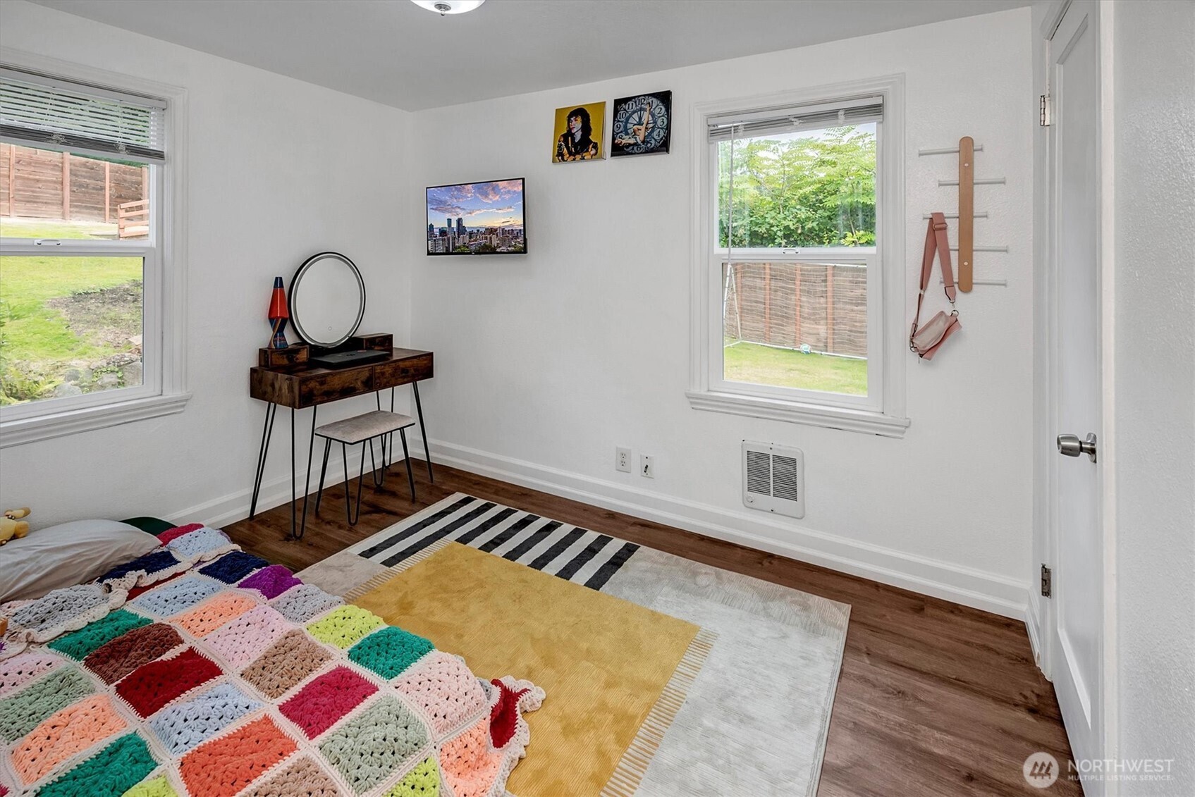 555 Windsor Place Northeast Renton, WA 98056 - Photo 15 of 38