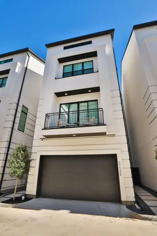 $6,500 | 5704 Fairdale Lane, Unit B, Houston, TX 77057