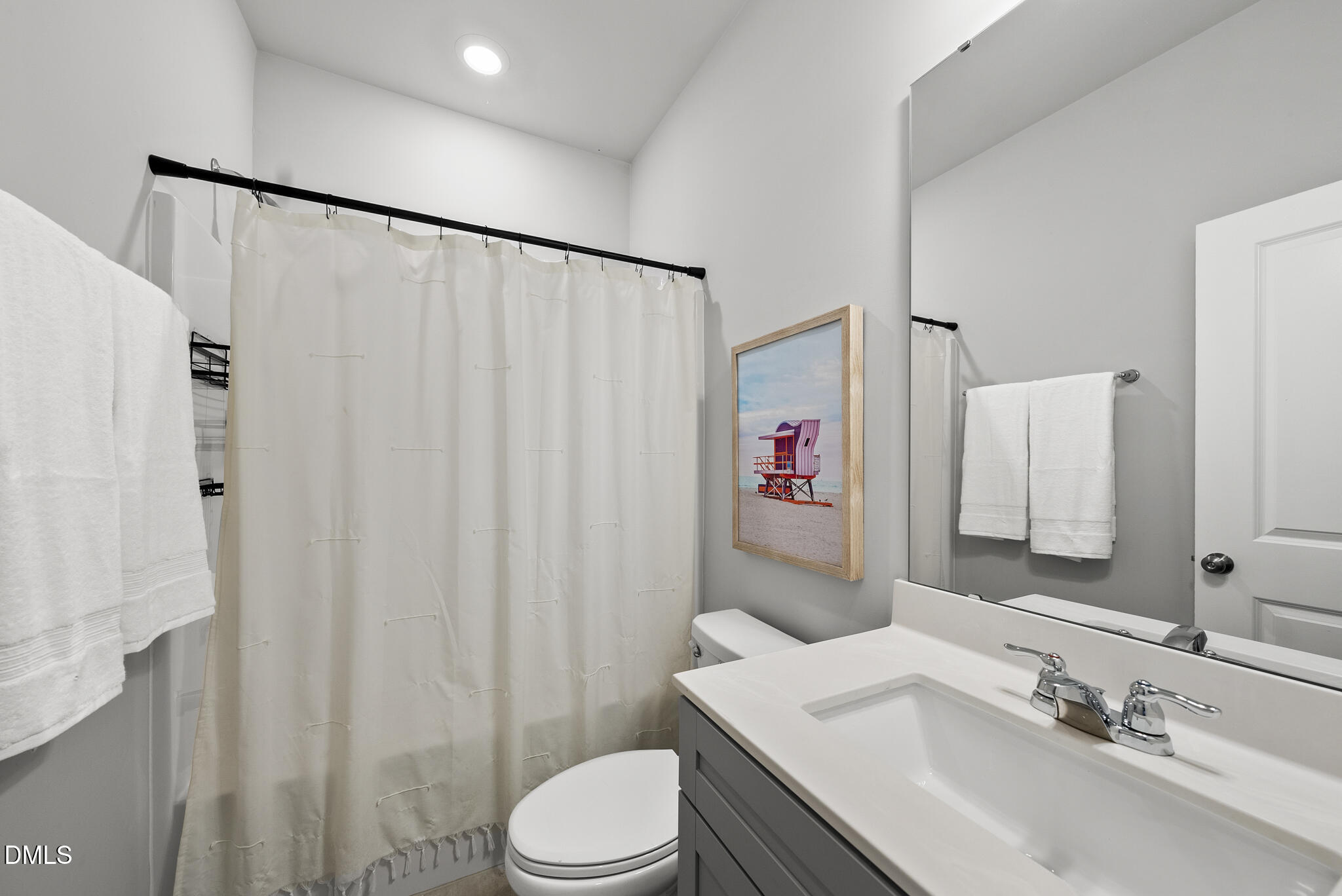 5216 Invention Way Raleigh, NC 27616 - Photo 4 of 31 Full Bathroom