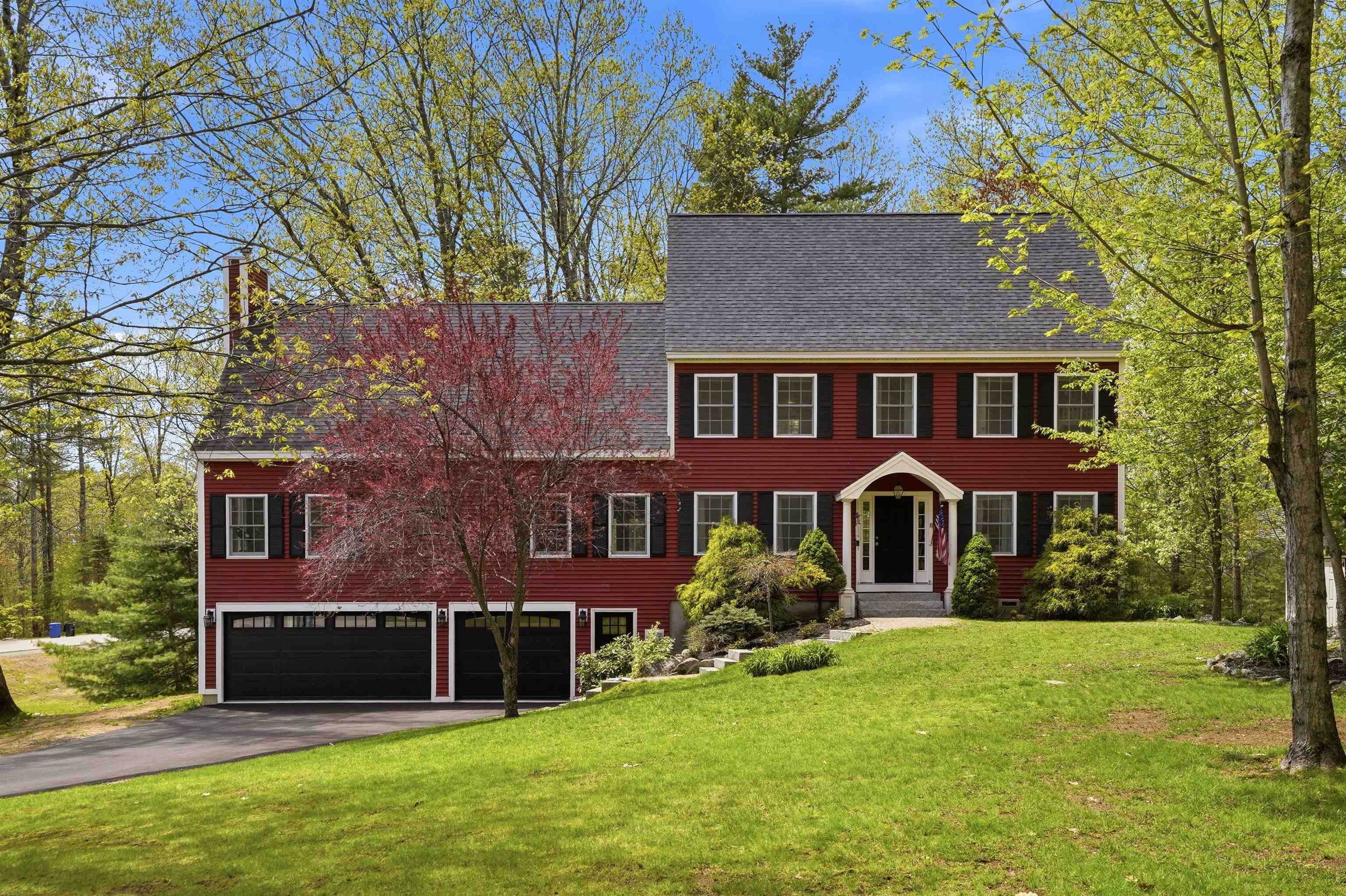 29 Overlook Drive Newfields, NH 03856 - Photo 4 of 60