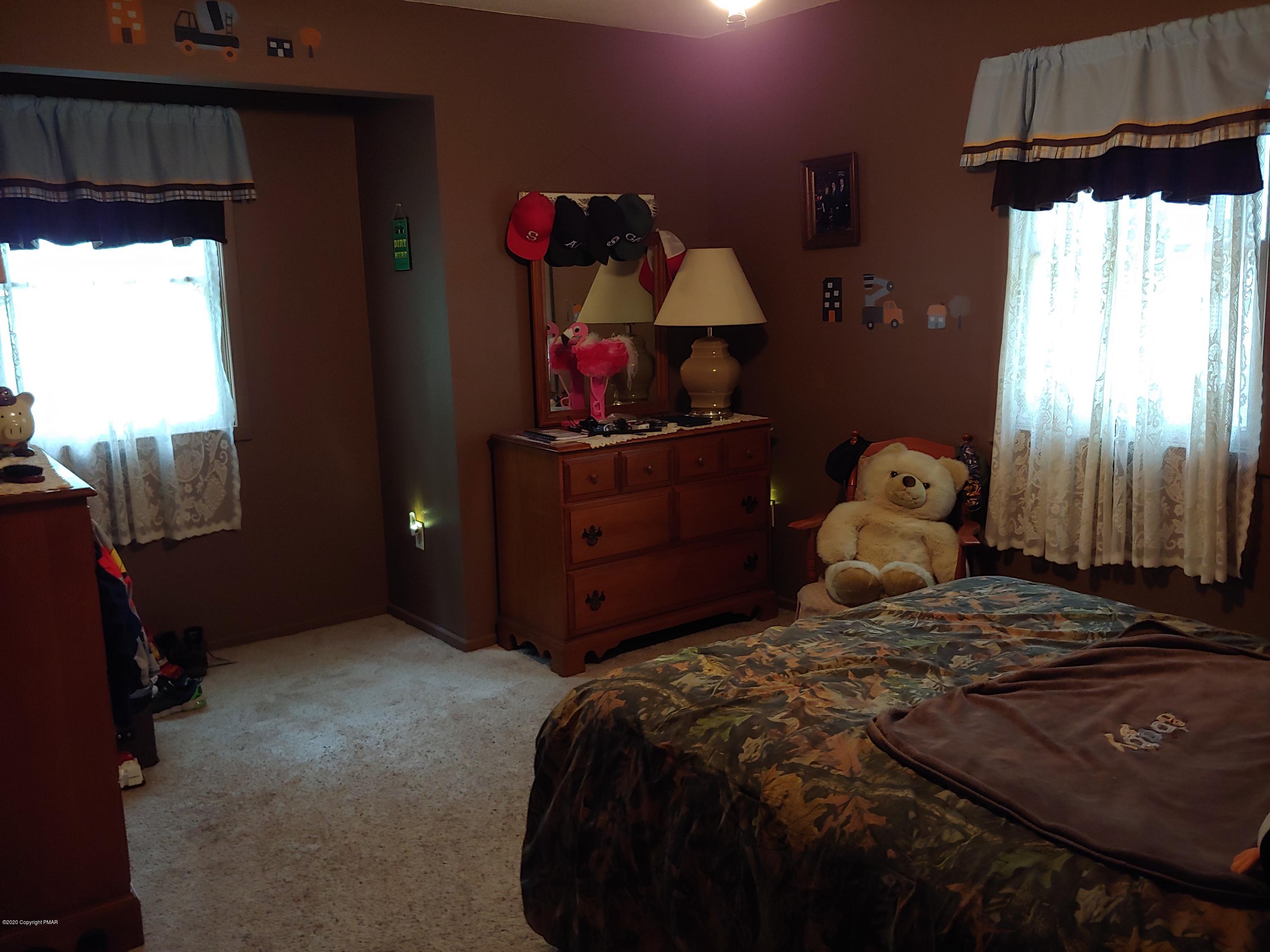 5115 High Terrace Road Stroudsburg, PA 18360 - Photo 29 of 40 Bedroom 2 3