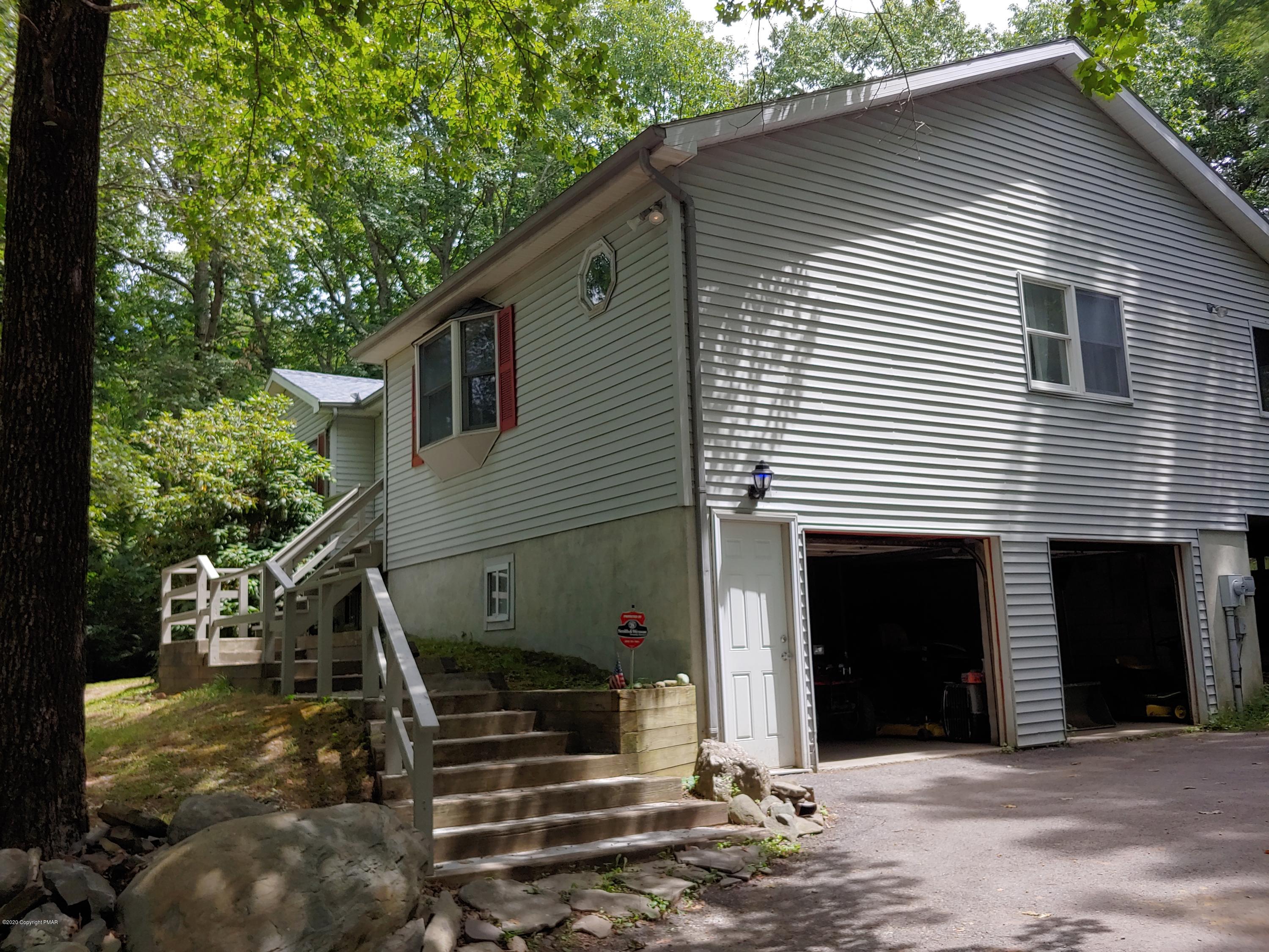 5115 High Terrace Road Stroudsburg, PA 18360 - Photo 39 of 40 Side View