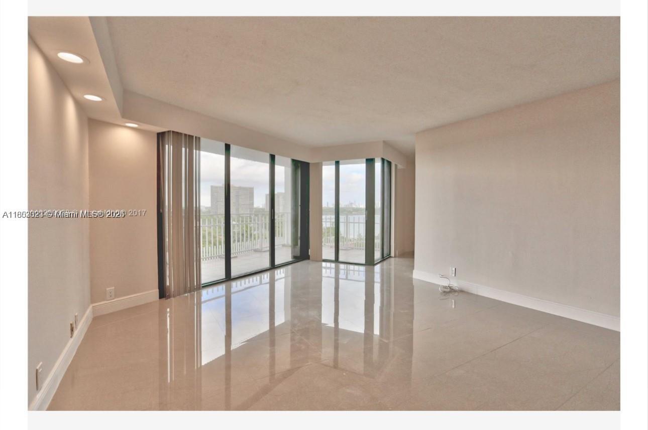 4000 Towerside Terrace, Unit 1007 Miami, FL 33138 - Photo 3 of 11