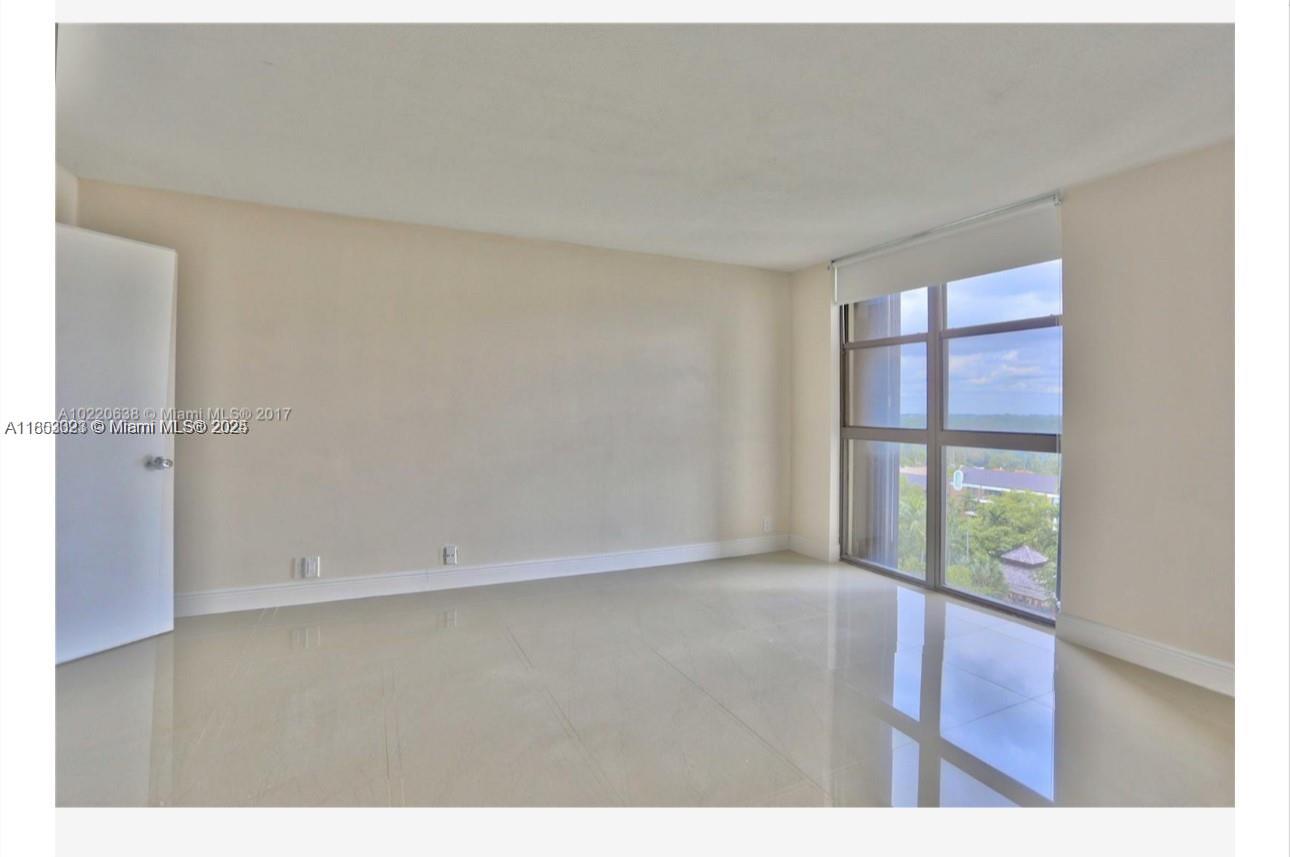 4000 Towerside Terrace, Unit 1007 Miami, FL 33138 - Photo 5 of 11