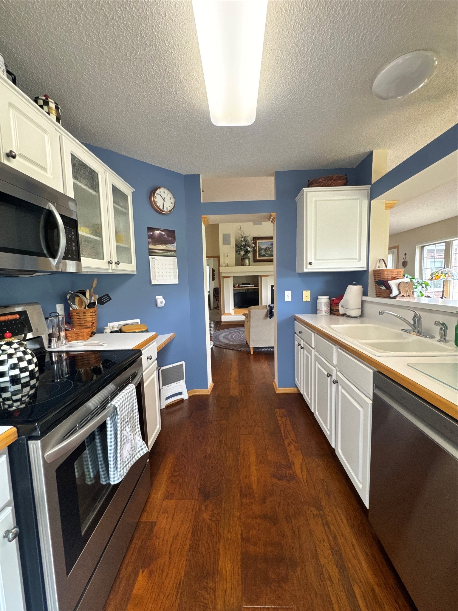 1925 Hunter Hill Road Hudson, WI 54016 - Photo 9 of 18