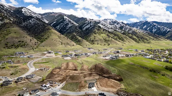 $195,000 | 266 North Sherwood Drive, Unit 2, Providence, UT 84332