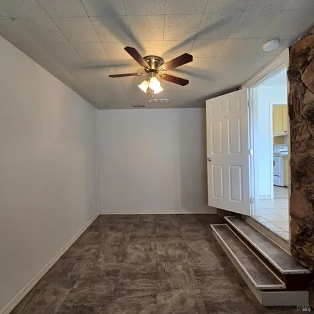 $2,800 | 102 Laurel Street, Vacaville, CA 95688