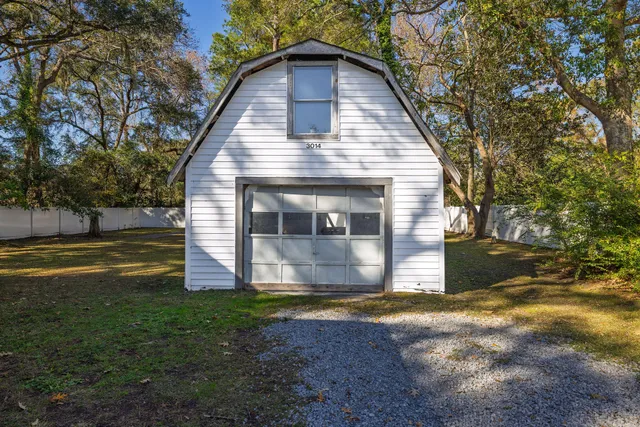 $1,195,000 | 3014 Maybank Highway, Johns Island, SC 29455