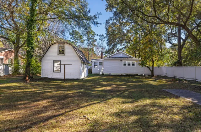 $1,195,000 | 3014 Maybank Highway, Johns Island, SC 29455