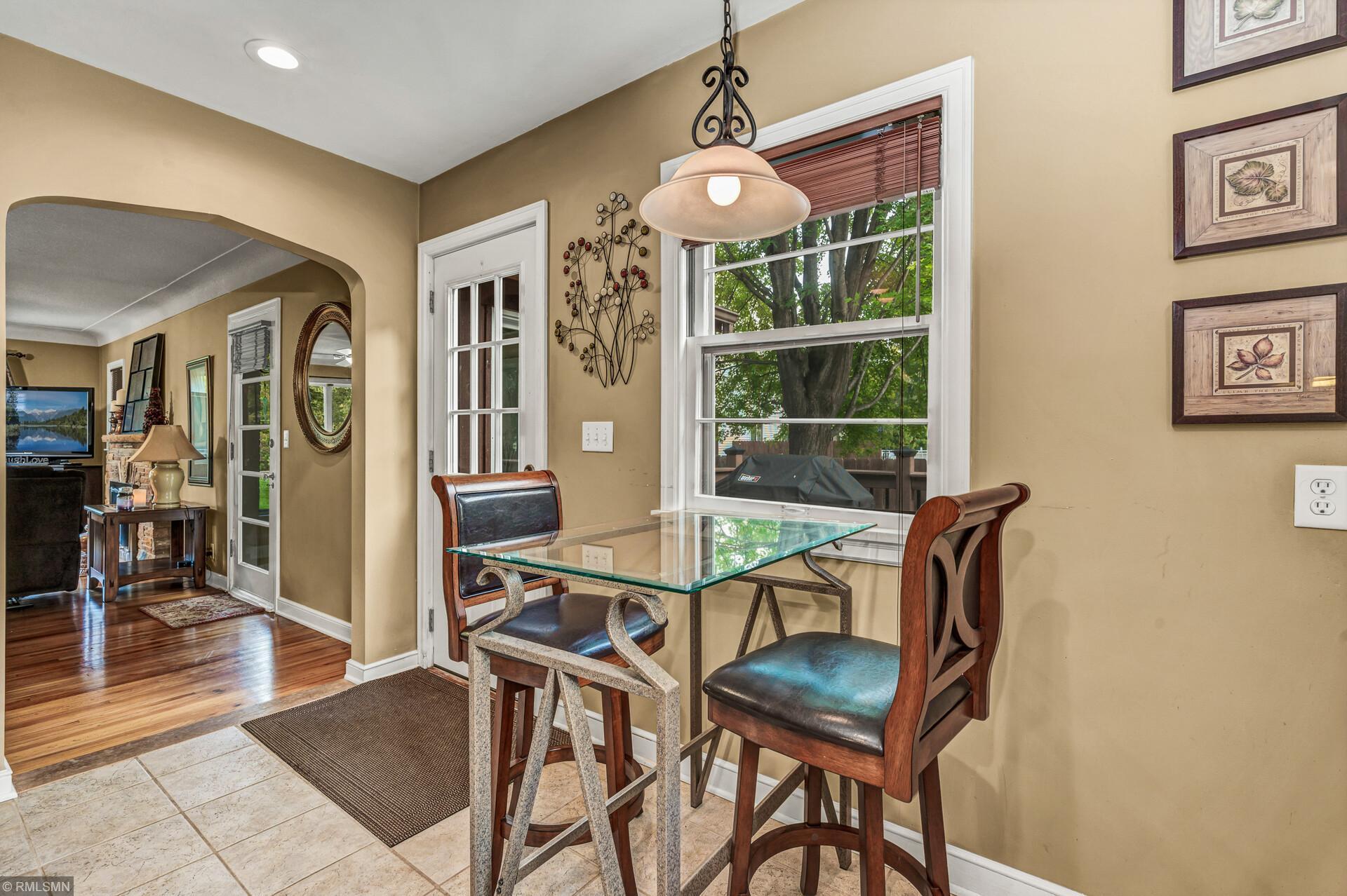 4930 Baker Road Minnetonka, MN 55343 - Photo 8 of 32 Gallery Image 8
