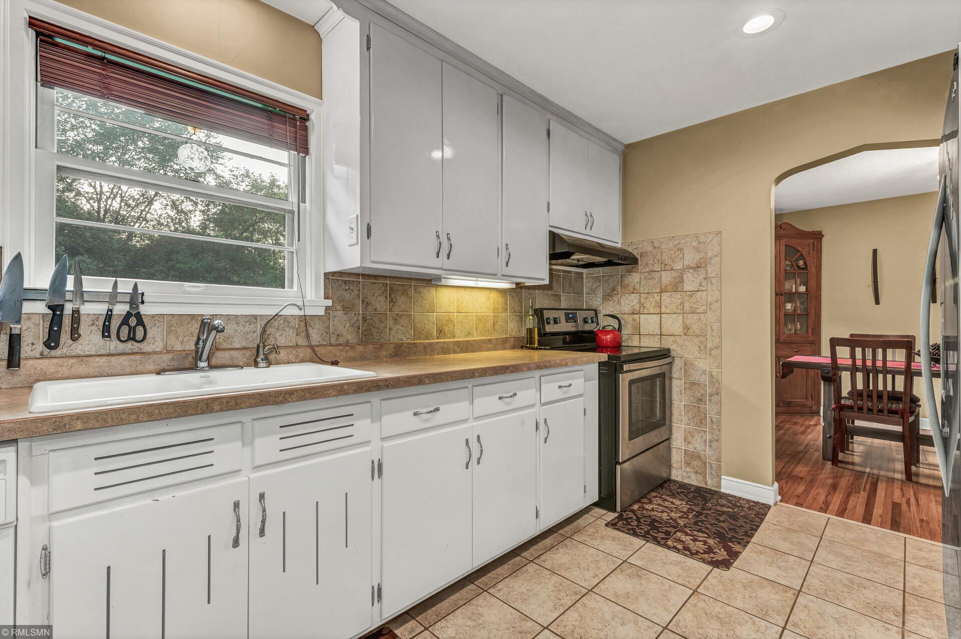 4930 Baker Road Minnetonka, MN 55343 - Photo 9 of 32 Gallery Image 9