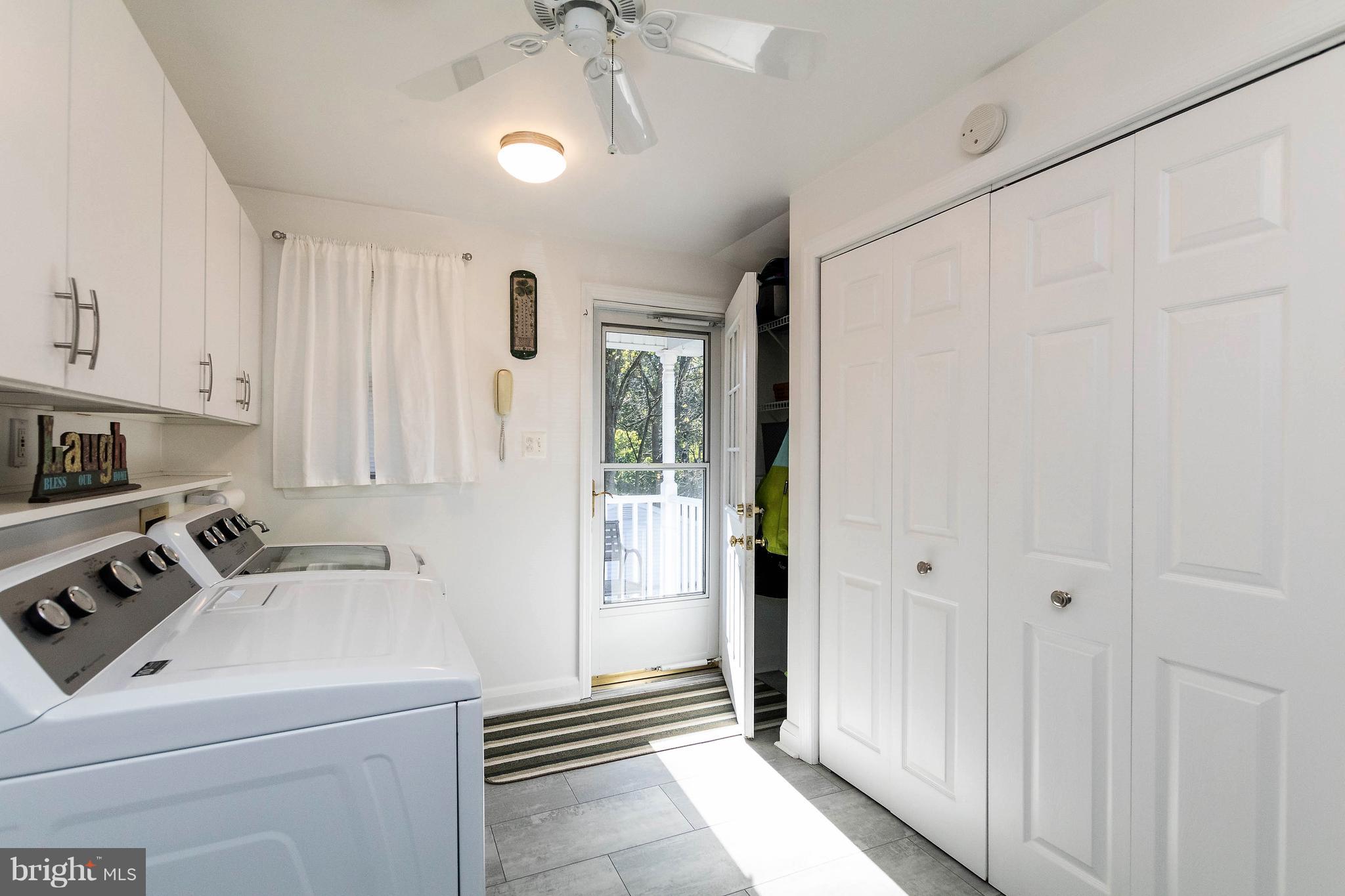 221 Ridgeway Road Catonsville, MD 21228 - Photo 21 of 60 Main level laundry and pantry