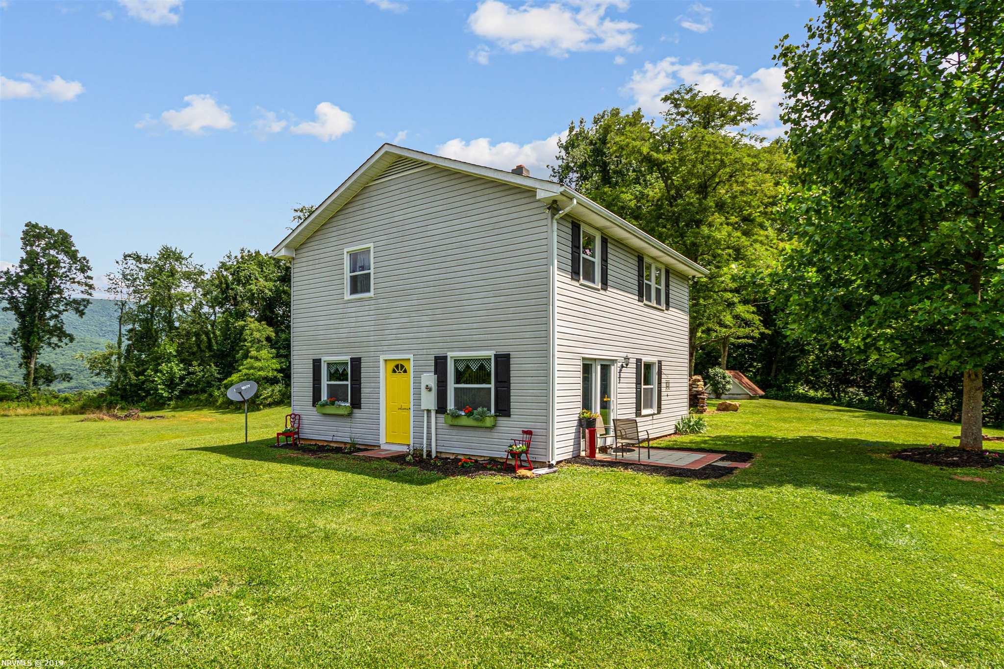 341 Fletchers Mountain Road Narrows, VA 24124 - Photo 1 of 29 Gallery Image 1