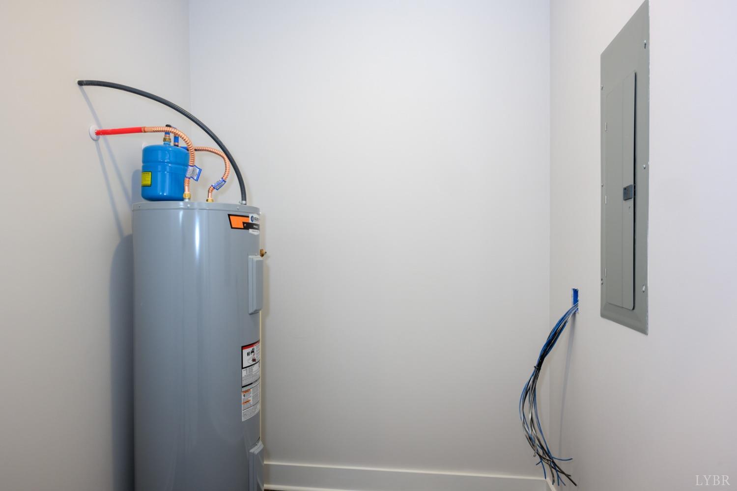 125 Lockridge Lane Lynchburg, VA 24502 - Photo 23 of 28 a view of staircase with white walls