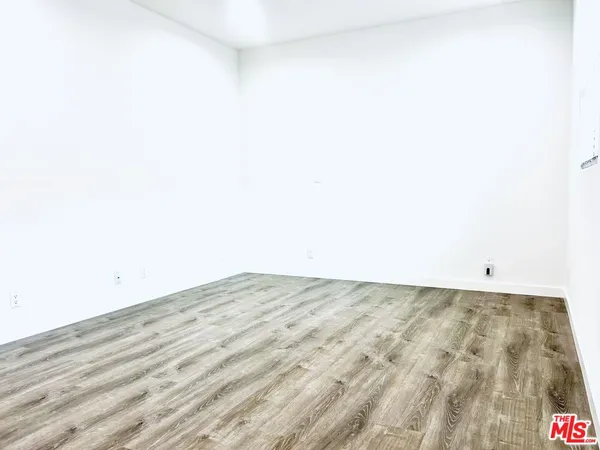$2,450 | 247 1/2 South Catalina Avenue, Pasadena, CA 91106