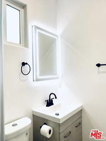 $2,450 | 247 1/2 South Catalina Avenue, Pasadena, CA 91106