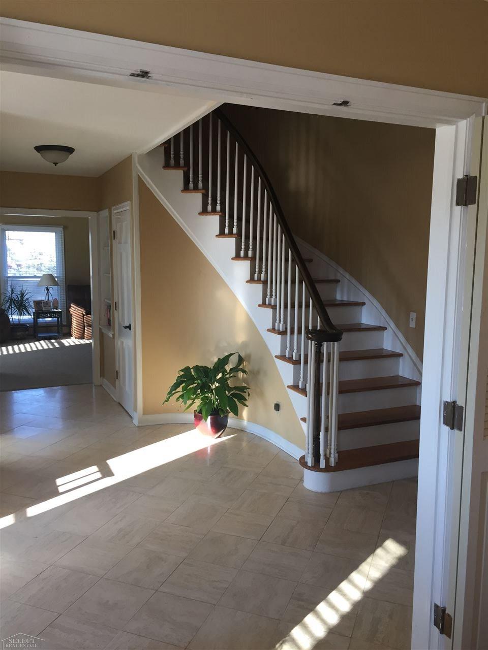46300 Heydenreich Road Macomb, MI 48044 - Photo 14 of 24 31372940-13.JPG