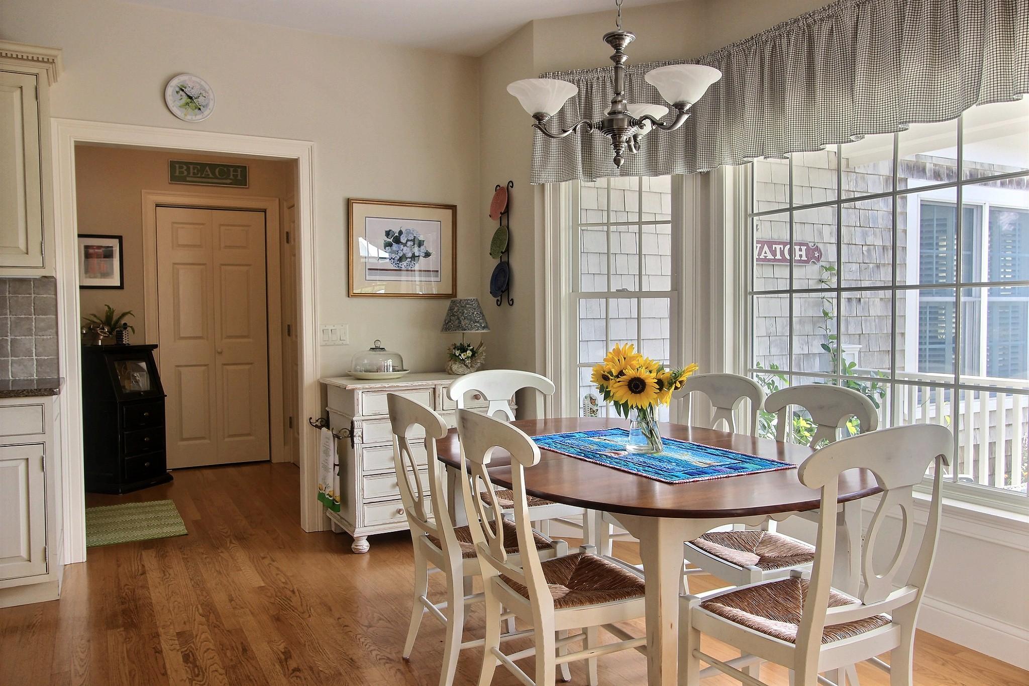 47 Boulder Brook Road East Sandwich, MA 02537 - Photo 6 of 50 Eating Nook