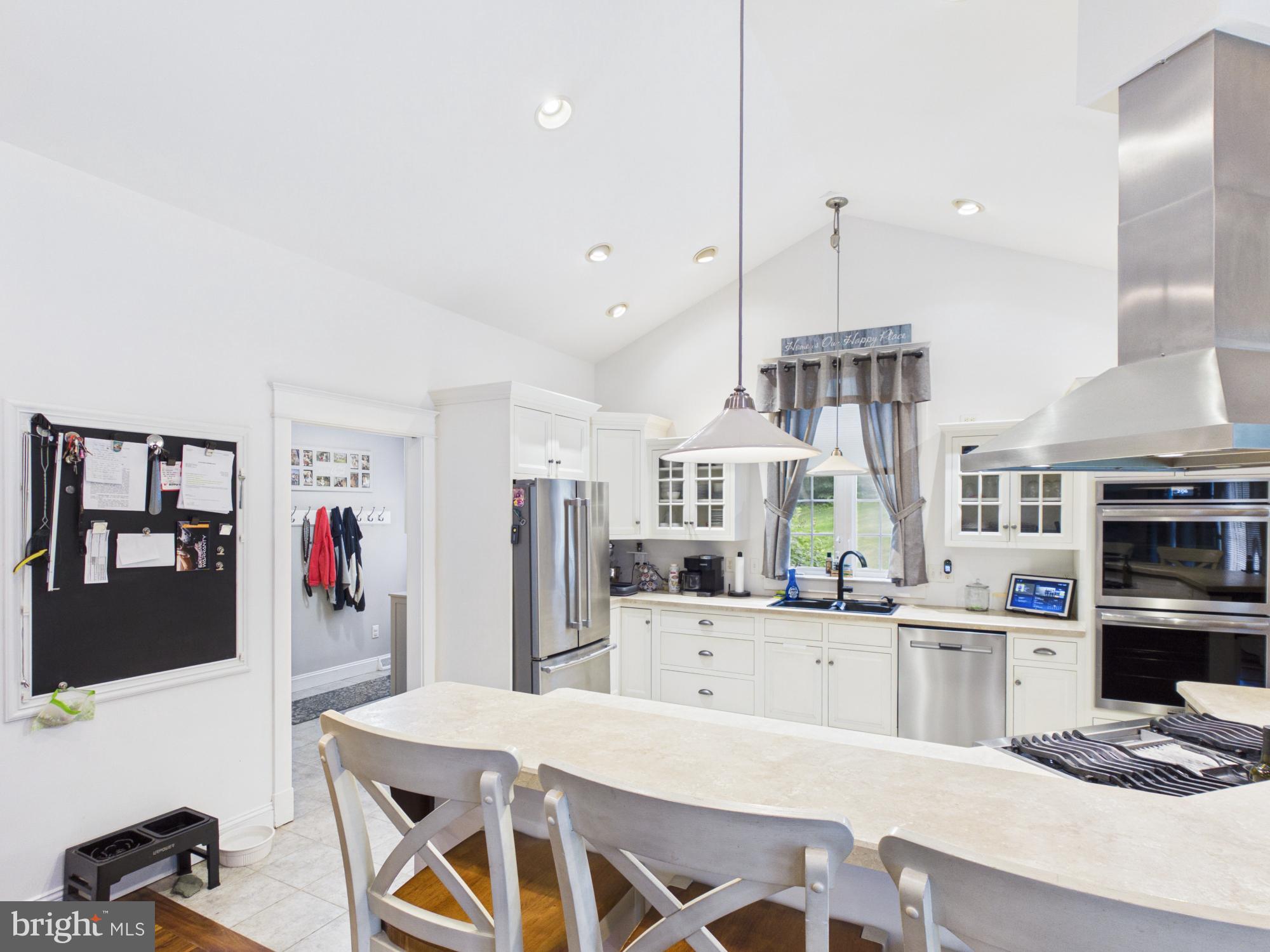 70 Snyder Hollow Road New Providence, PA 17560 - Photo 15 of 32 SS Appliances