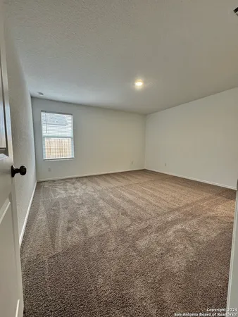 $1,450 | 9208 James Bowie, Seguin, TX 78155