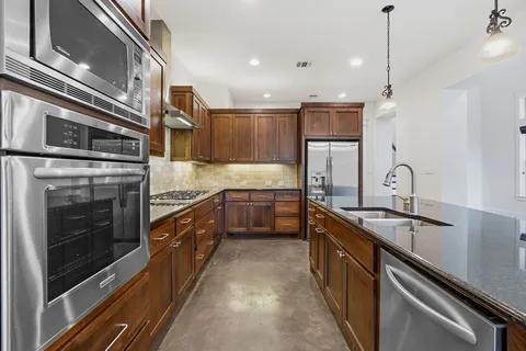 $999,990 | 11617 Leapwood Place, Austin, TX 78759