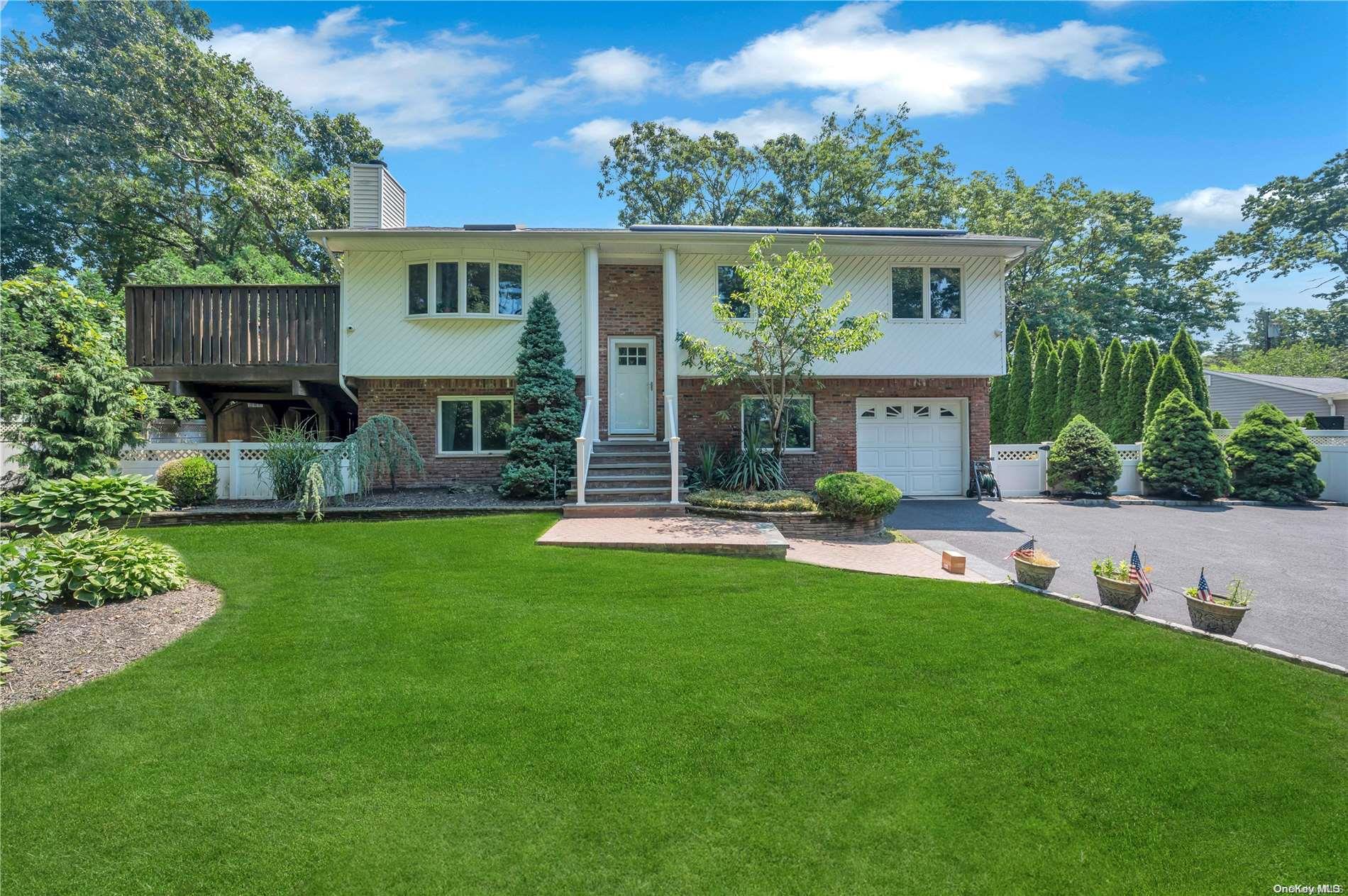 39 Friendly Road Smithtown, NY 11787 - Photo 1 of 1 Gallery Image 1