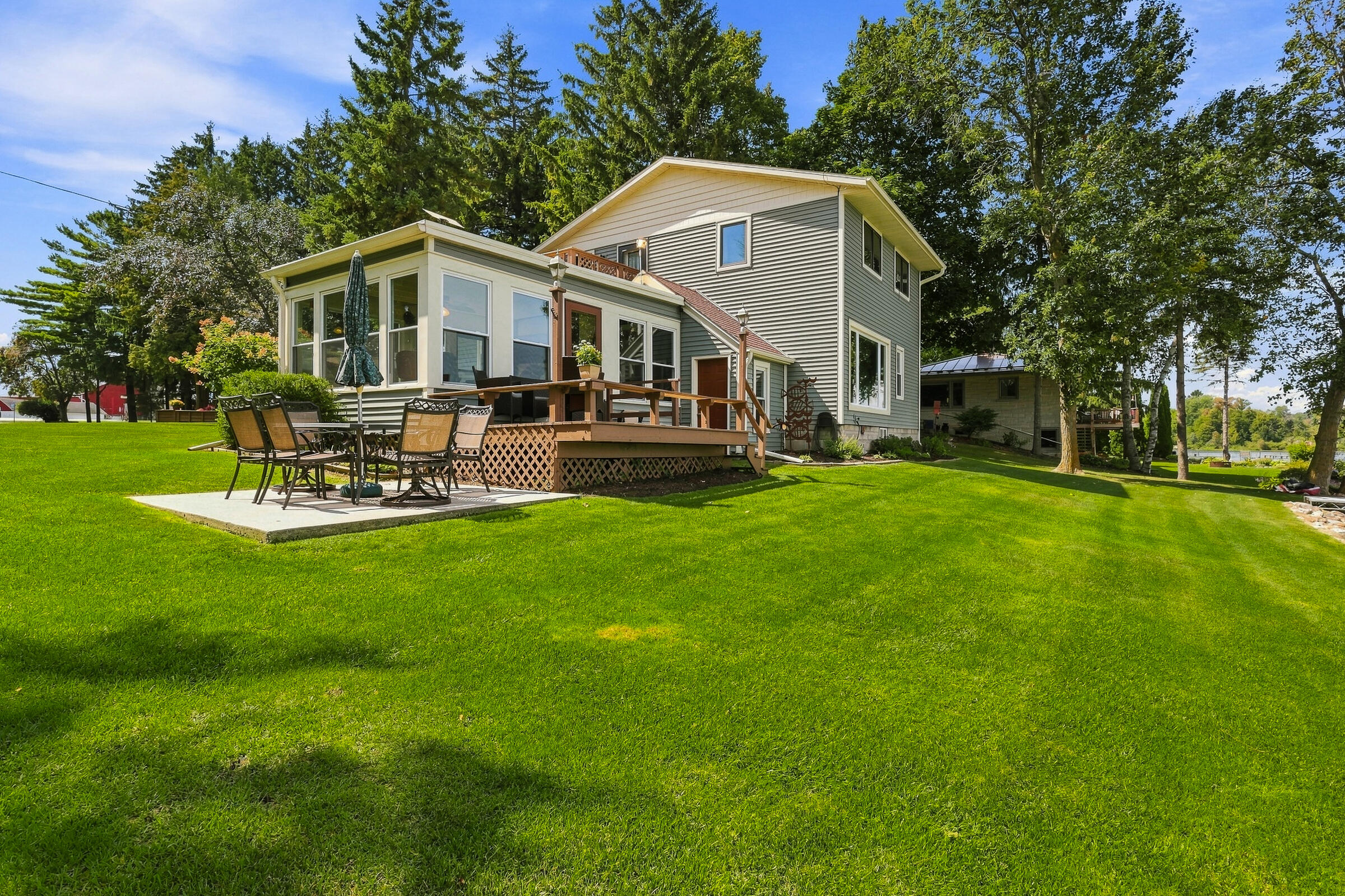 19724 Henning Road Schleswig, WI 53042 - Photo 24 of 54 Patio & Deck Area