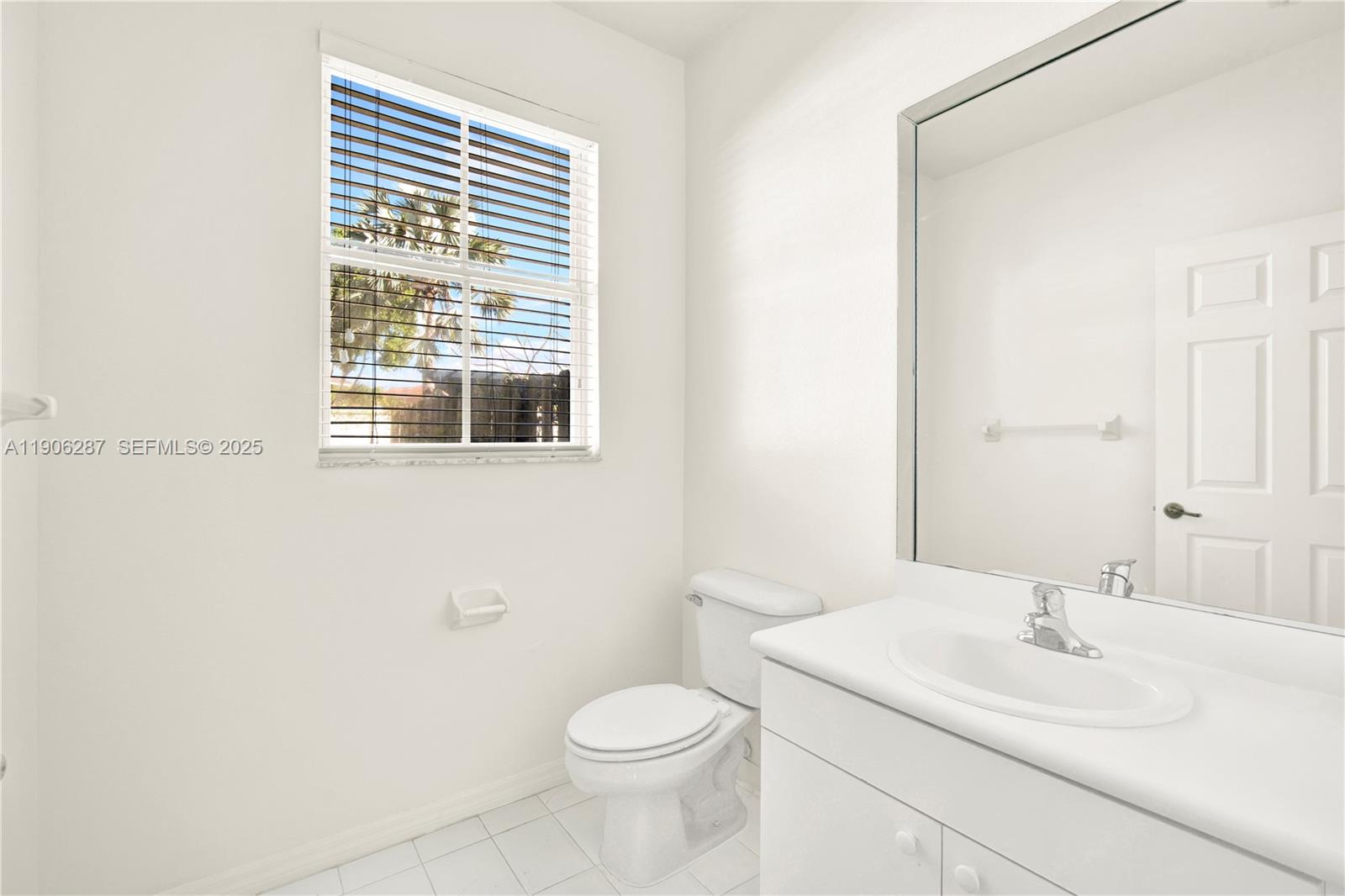 27283 Southwest 138th Path Homestead, FL 33032 - Photo 12 of 24 1/2 bath guest on 1st floor