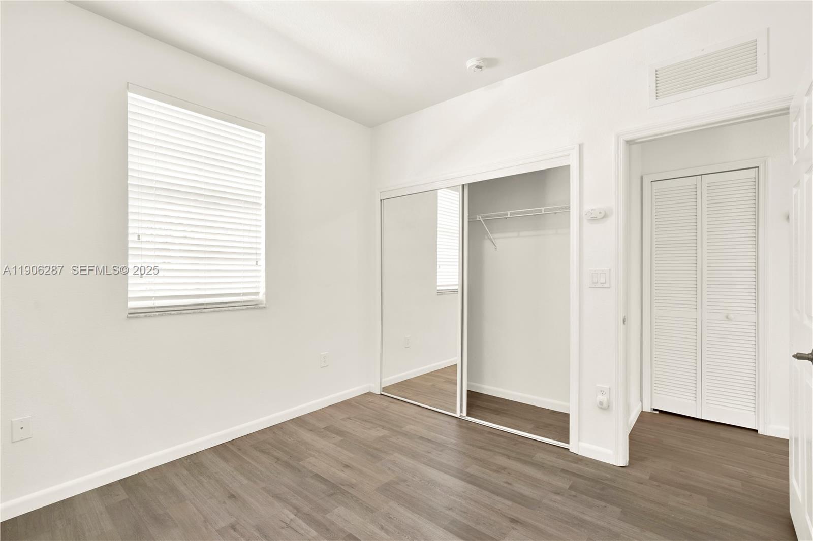 27283 Southwest 138th Path Homestead, FL 33032 - Photo 14 of 24 1st bedroom