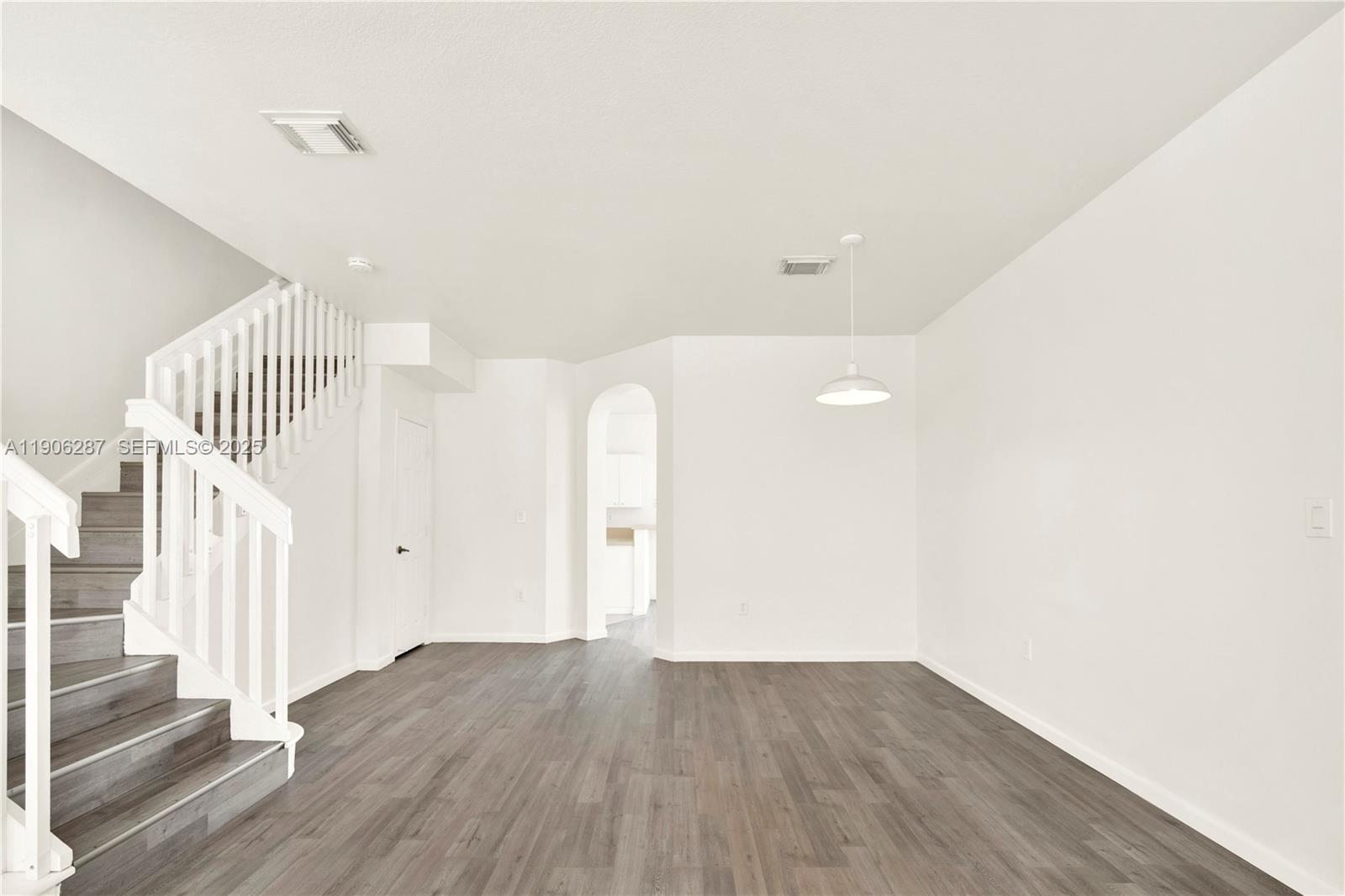 27283 Southwest 138th Path Homestead, FL 33032 - Photo 4 of 24