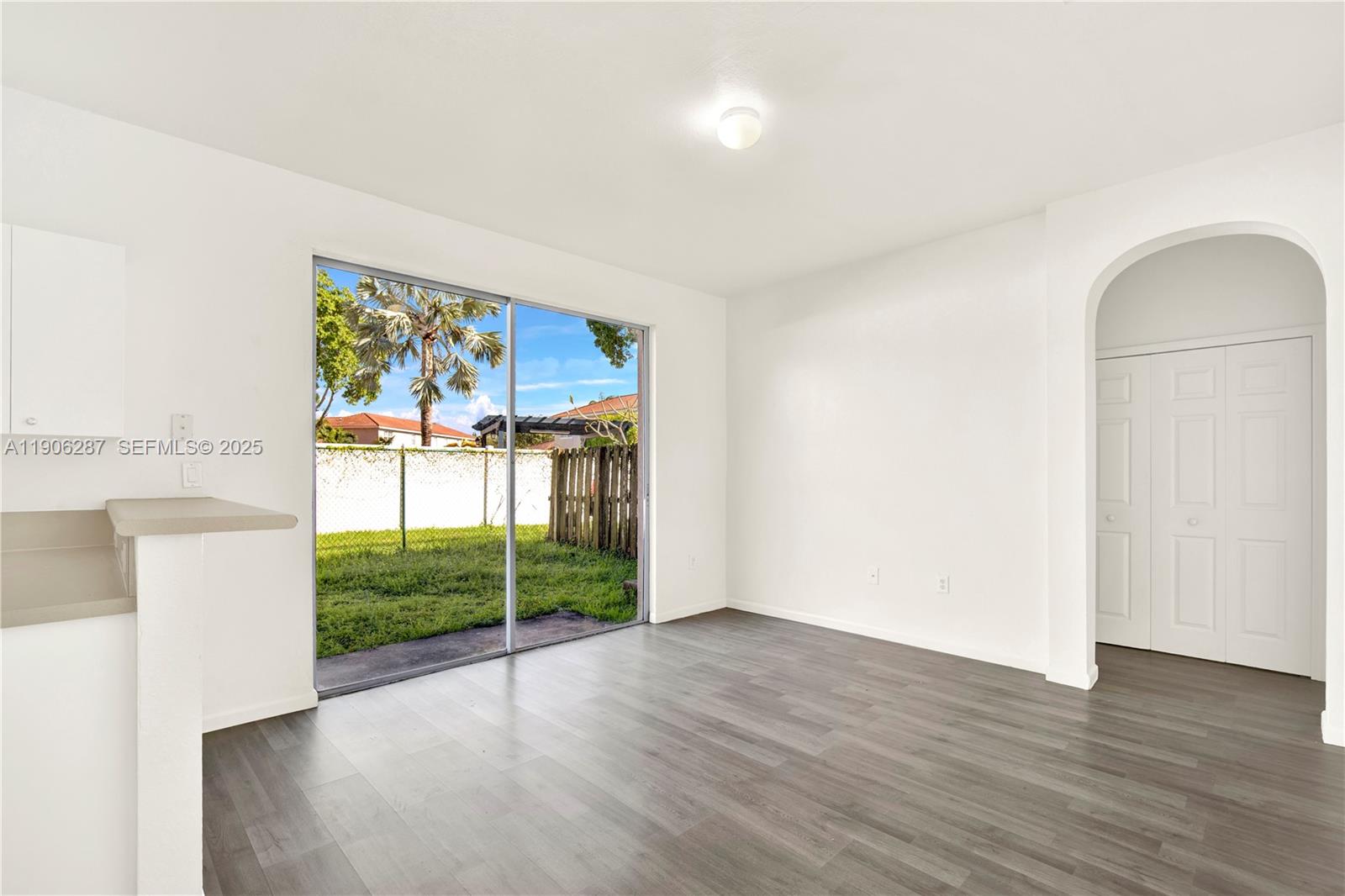 27283 Southwest 138th Path Homestead, FL 33032 - Photo 7 of 24