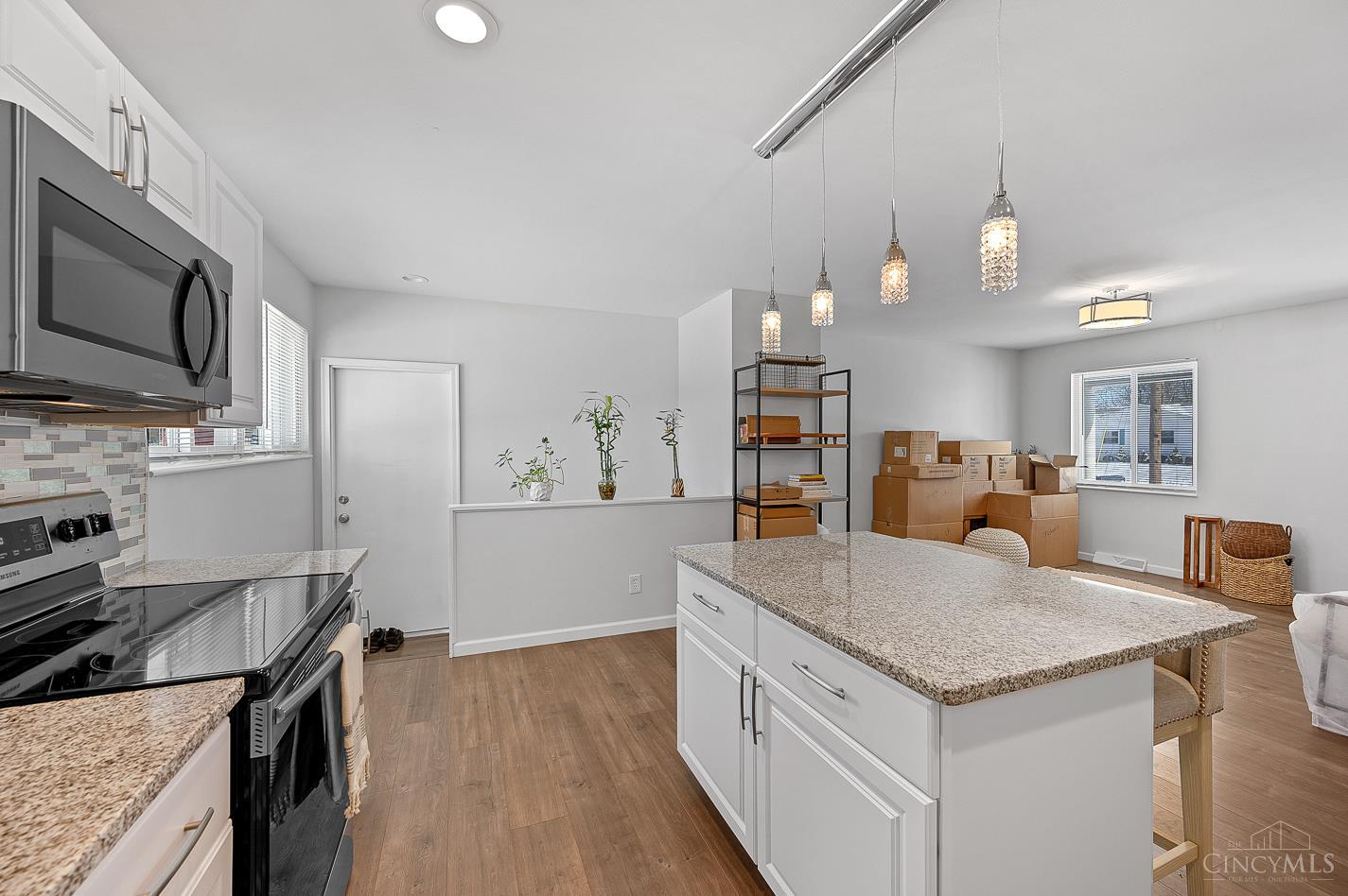 11559 Hanover Road Forest Park, OH 45240 - Photo 12 of 29 Gallery Image 12